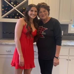 Meet your Posher, Carol